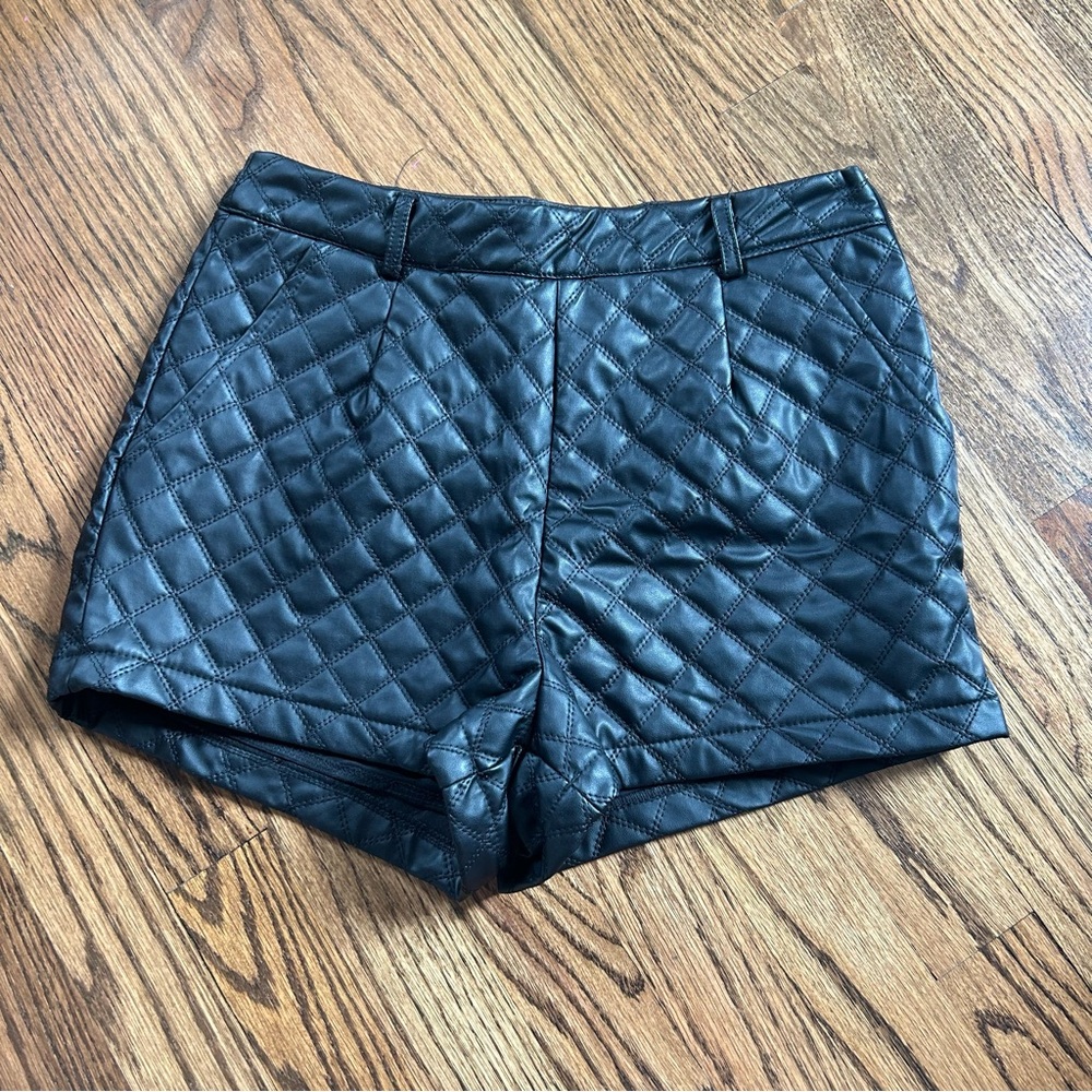TOBI quilted leather shorts